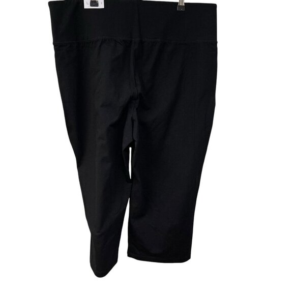 Lane Bryant Livi Black Capri Leggings Signature Stretch Elastic Waist 18/20 NEW - Picture 6 of 7